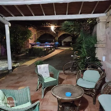 Agriturismo Il Melograno Farm stay *